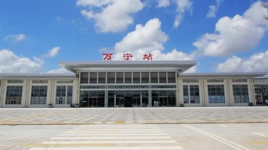 武汉到万宁货运公司派搬运/打包装